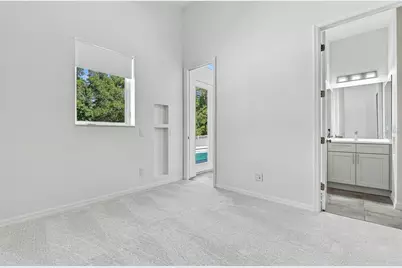 1101 Darlington Oak Drive NE, Saint Petersburg, FL 33703 - Photo 19