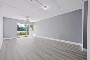 10365 Paradise Blvd, Treasure Island, FL 33706 - Photo 3