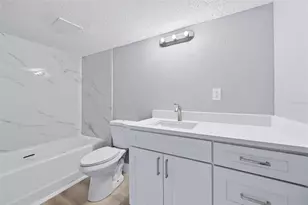 10365 Paradise Blvd, Treasure Island, FL 33706 - Photo 11