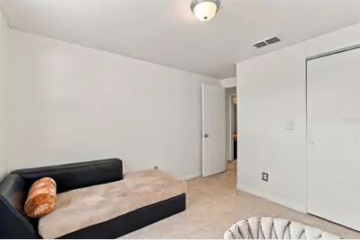10118 Wheatley Hills Court, Tampa, FL 33615 - Photo 27