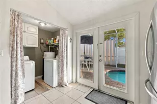 10118 Wheatley Hills Ct, Tampa, FL 33615 - Photo 19