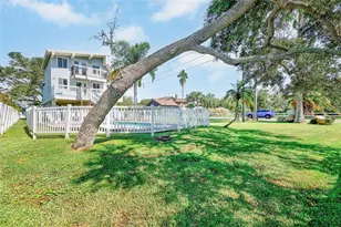 7400 140th St, Seminole, FL 33776 - Photo 27