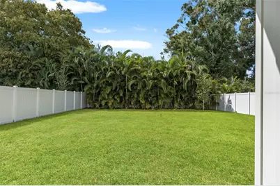 10144 Hodson Place, Seminole, FL 33776 - Photo 27