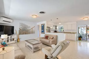 3219 46th St N, Saint Petersburg, FL 33713 - Photo 9