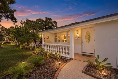 3219 46th Street N, Saint Petersburg, FL 33713 - Photo 5