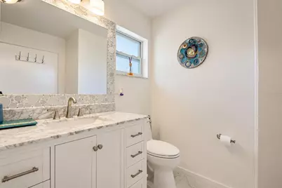 3219 46th Street N, Saint Petersburg, FL 33713 - Photo 33