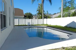 1040 Fox Hollow Run, Dunedin, FL 34698 - Photo 9
