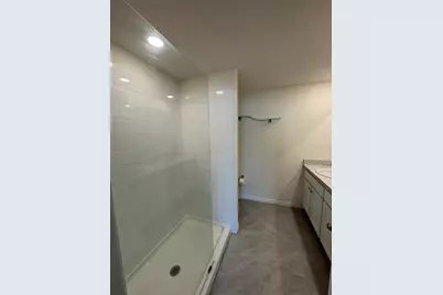 5586 Logan Cave Avenue, Wimauma, FL 33598 - Photo 11