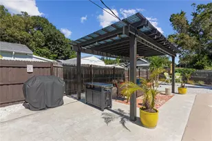 2326 44th St S, Saint Petersburg, FL 33711 - Photo 31