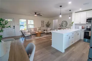 5751 Dunfries St N, Saint Petersburg, FL 33709 - Photo 5