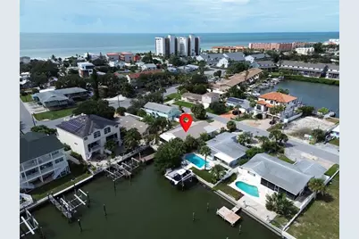 307 La Hacienda Drive, Indian Rocks Beach, FL 33785 - Photo 37