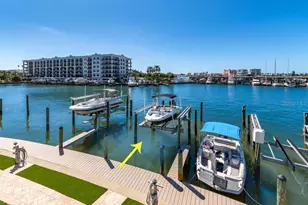 205 Dolphin Pt, Clearwater, FL 33767 - Photo 3