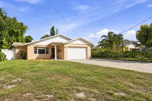 3445 35th St N, Saint Petersburg, FL 33713 - Photo 3