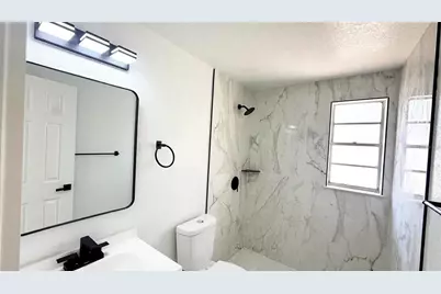 6807 White Cliffs Way, Tampa, FL 33625 - Photo 9