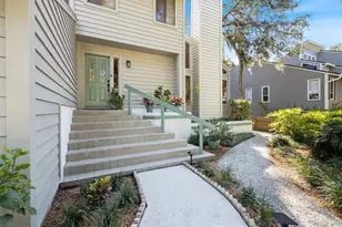 3328 Briarwood Cir, Safety Harbor, FL 34695 - Photo 3