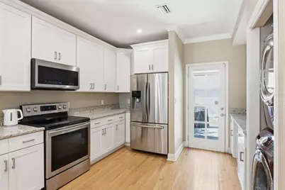 420 40th Street N, Saint Petersburg, FL 33713 - Photo 3
