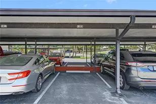 90 S Highland Ave, Tarpon Springs, FL 34689 - Photo 21
