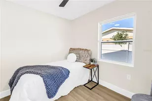 5201 62nd St N, Saint Petersburg, FL 33709 - Photo 31