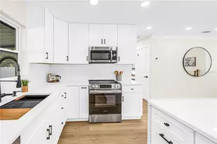 5201 62nd St N, Saint Petersburg, FL 33709 - Photo 17