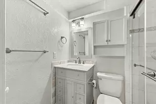 1001 Pearce Dr, Clearwater, FL 33764 - Photo 27