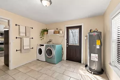 805 E Osborne Avenue, Tampa, FL 33603 - Photo 31