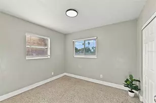 4694 16th Ave S, Saint Petersburg, FL 33711 - Photo 9