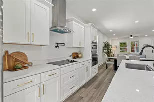 801 E Giddens Ave, Tampa, FL 33603 - Photo 13