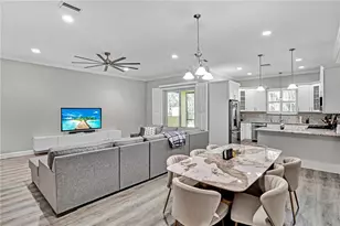 746 Grand Cypress Ln, Tarpon Springs, FL 34689 - Photo 3