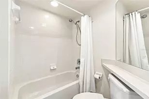 1200 Country Club Dr, Largo, FL 33771 - Photo 37