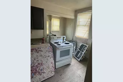 2313 Quincy Street S, Saint Petersburg, FL 33711 - Photo 17