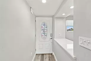 1 Boca Ciega Point Blvd, Saint Petersburg, FL 33708 - Photo 5