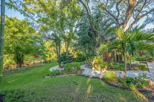 1184 Weybridge Ln, Dunedin, FL 34698 - Photo 57