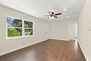 1119 63rd St S, Gulfport, FL 33707 - Photo 7