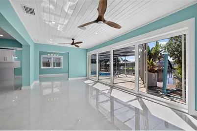 4643 Bay Crest Drive, Tampa, FL 33615 - Photo 9