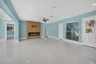 4643 Bay Crest Dr, Tampa, FL 33615 - Photo 11