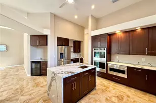 10334 Longwood Dr, Seminole, FL 33777 - Photo 11