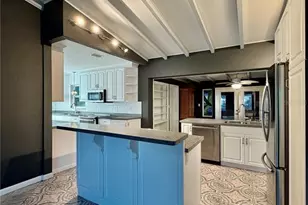 6250 13th Ave S, Gulfport, FL 33707 - Photo 9