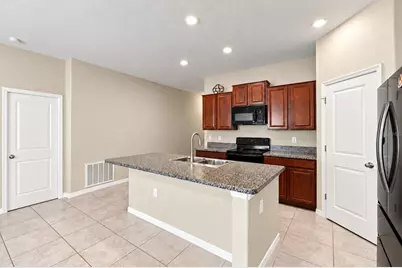 3808 Kearsney Abbey Circle, Dover, FL 33527 - Photo 9