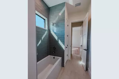 306 N Excelda Avenue, Tampa, FL 33609 - Photo 17