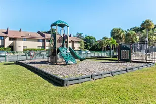 860 S Village Dr N, Saint Petersburg, FL 33716 - Photo 41