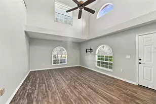 9049 Antigua Dr, Seminole, FL 33777 - Photo 11