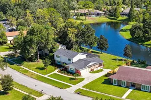 4110 Carrollwood Village Dr, Tampa, FL 33618 - Photo 3