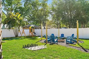 1323 Pine Ave NW, Largo, FL 33770 - Photo 7