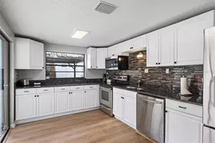 1323 Pine Ave NW, Largo, FL 33770 - Photo 21