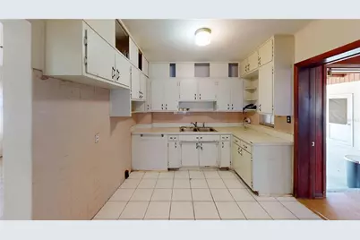 3302 W Paxton Avenue, Tampa, FL 33611 - Photo 9