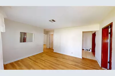3302 W Paxton Avenue, Tampa, FL 33611 - Photo 3