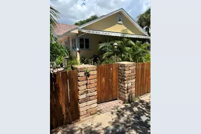 712 7th Street N, Saint Petersburg, FL 33701 - Photo 3