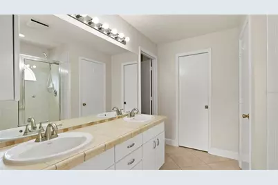 26824 Roseann Place, Lutz, FL 33559 - Photo 35
