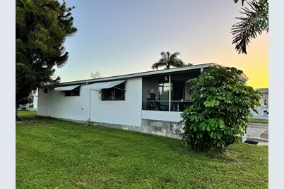 420 49th Street E #33, Palmetto, FL 34221 - Photo 9