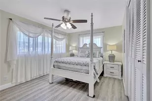 563 Lewis Blvd SE, Saint Petersburg, FL 33705 - Photo 19